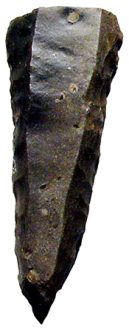 Stenen speerpunt uit de prehistorie