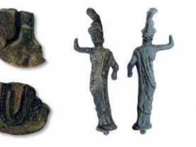 Stenen tablet met romeinse tekst